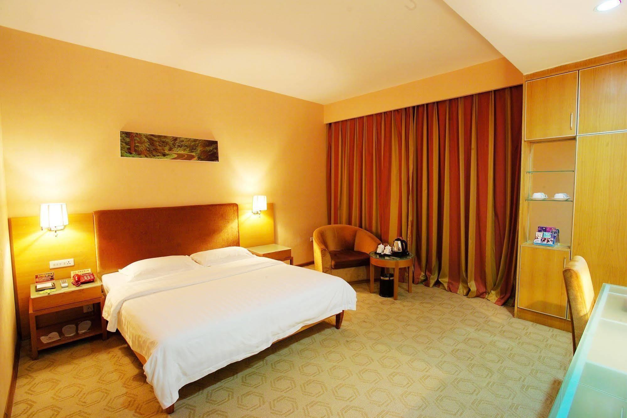 Jinyuan Hotel Wuzhou Exteriör bild